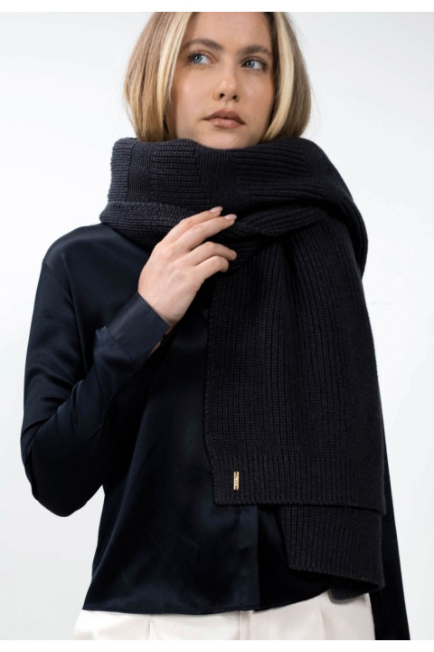 Olden OLA - Blanket Scarf & Throw - Blackbird